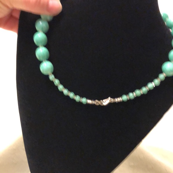 Vintage Speckled Green Jade Peking Glass Bead Necklace - Picture 3 of 5